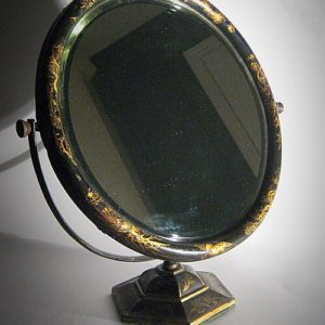 Japanned mirror